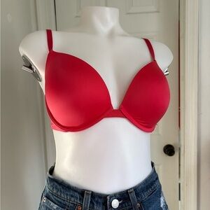 Victoria's Secret Scarlet Plunge Bra